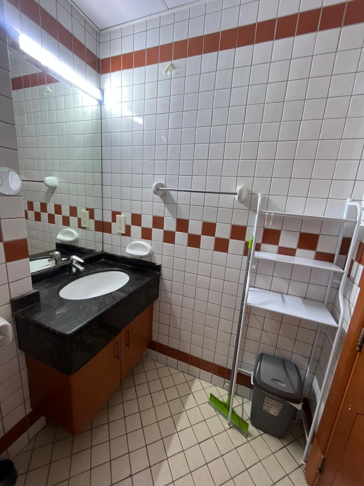 Tidy Master In Marina Near Metro دبي